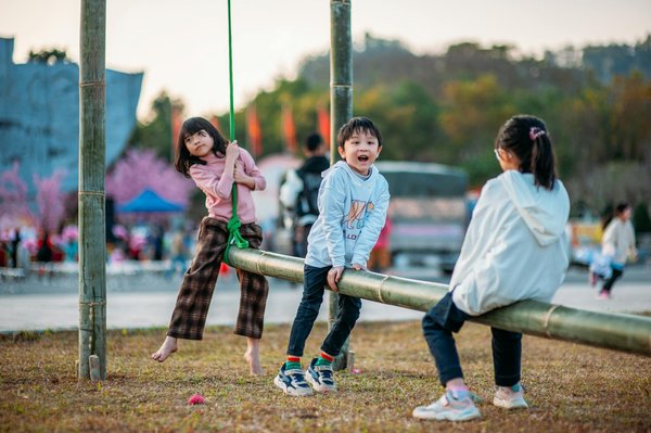 Découvrez la magie de la robe reine des neiges pour vos enfants